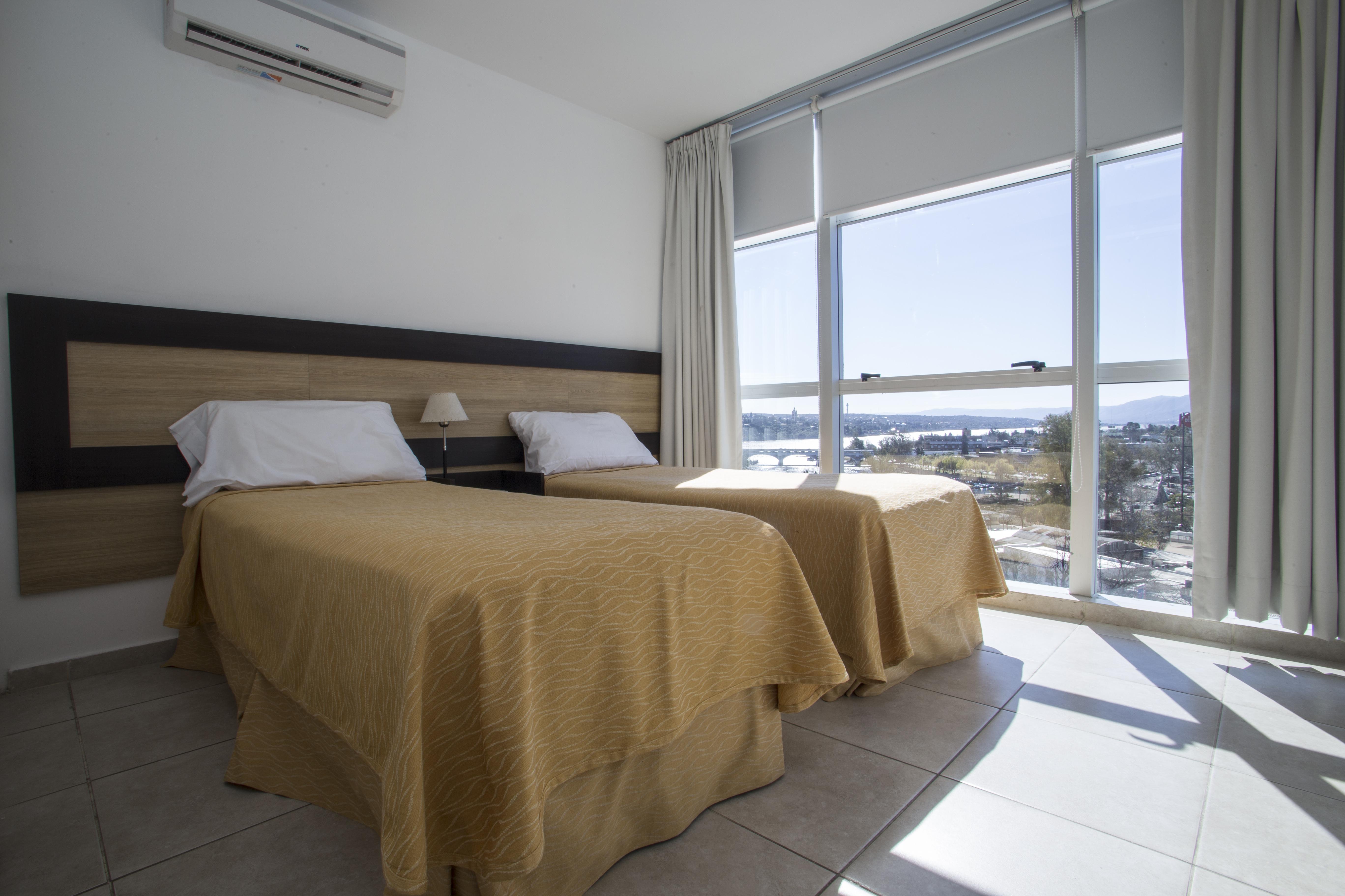Amérian Carlos Paz&Suites Villa Carlos Paz Esterno foto