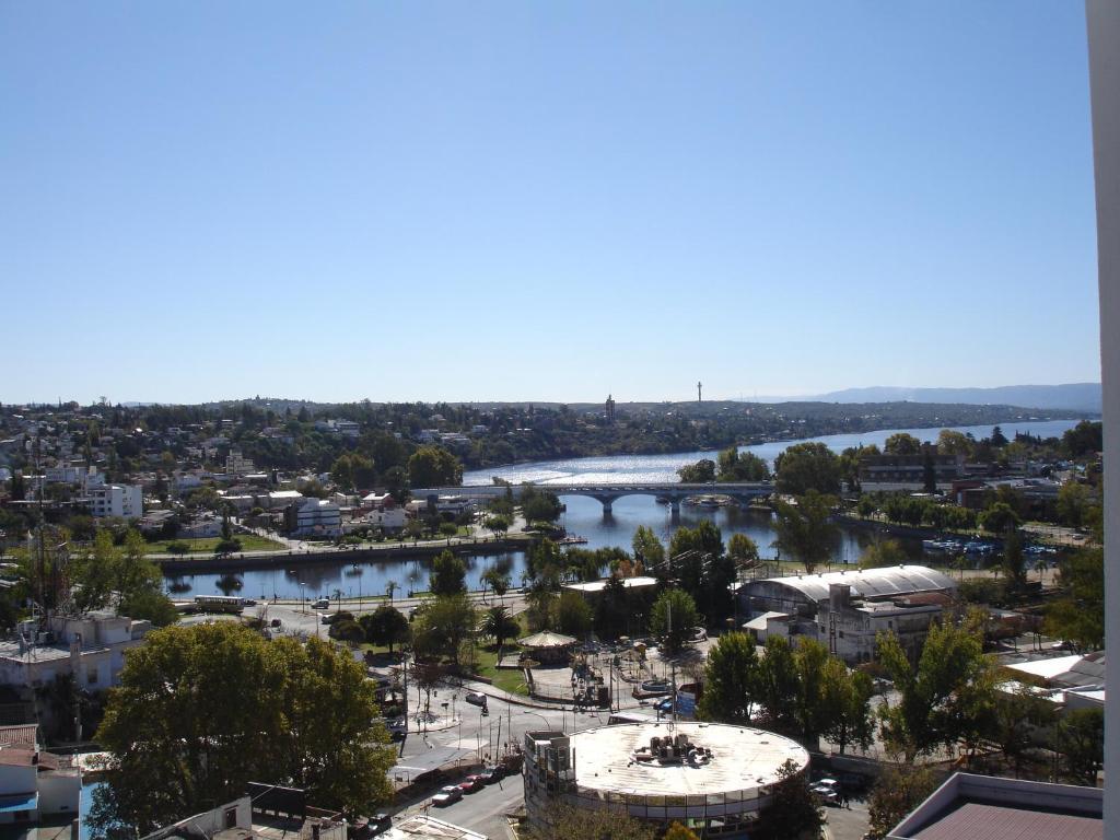 Amérian Carlos Paz&Suites Villa Carlos Paz Esterno foto